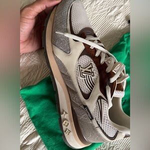 Louis Vuitton Men's Beige and Brown Sneakers